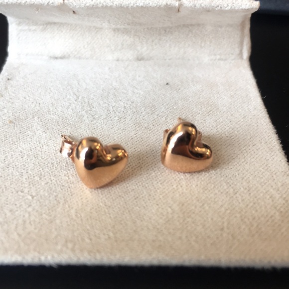 14k Solid Rose Gold Puff Heart Studs! - Picture 3 of 5